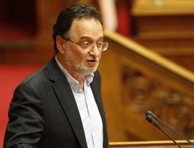 Σκληρή επίθεση Π. Λαφαζάνη στον Α. Τσίπρα για το μεταναστευτικό: «Προσκυνητής της Μέρκελ και κυνικός διασώστης της ΕΕ»